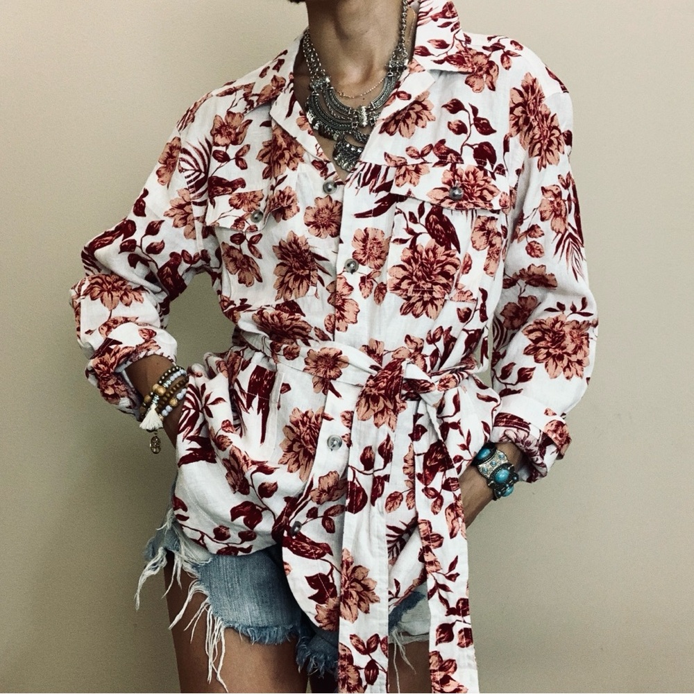 Rachel Zoe White and Red Floral Button Down Shirt